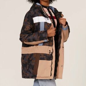 Munthe Camouflage Hood Jacket(Size 32)